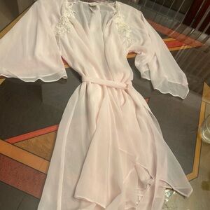 Pink nightgown with embroidery